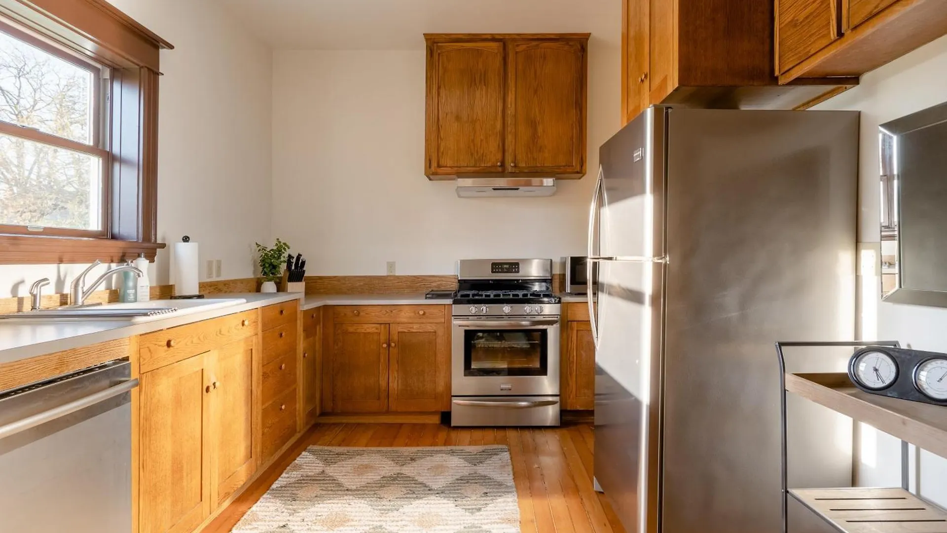 Stay Portland - 4Br Historic Soul District Remodel W Detached Unit Piedmont Holiday home