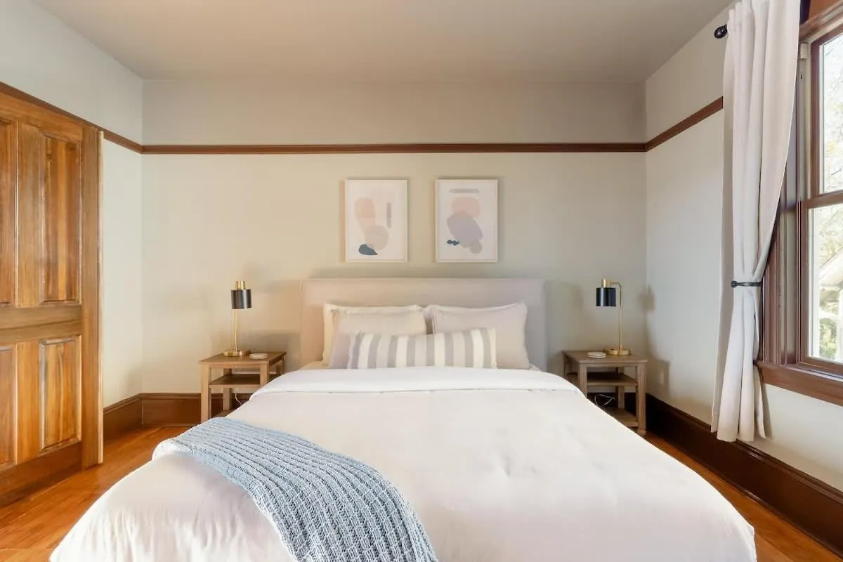 Holiday home Stay Portland - 4Br Historic Soul District Remodel W Detached Unit Piedmont United States